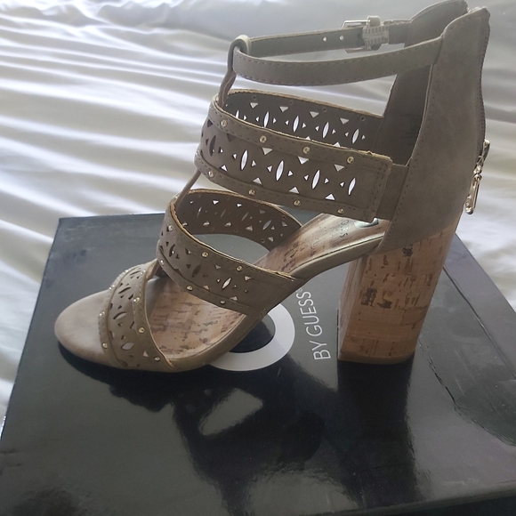 Women's thick high heels sandal - Picture 4 of 4